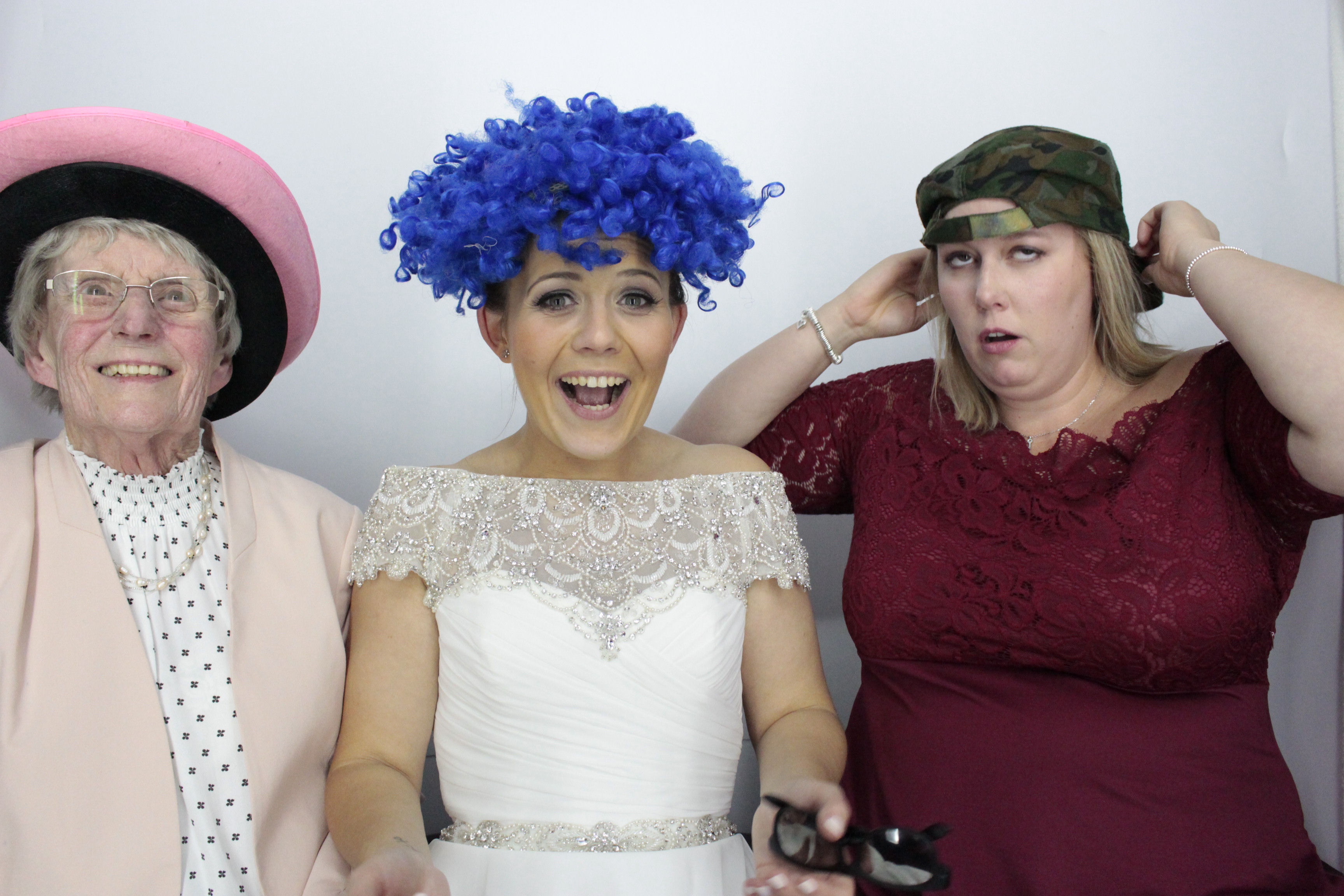 Emma and James’s Wedding  | View more photos from the event at gallery.myphotoboothexperience.co.uk/u/MyPhotoBoothExperienceLtd/Emma-and-James’s-Wedding